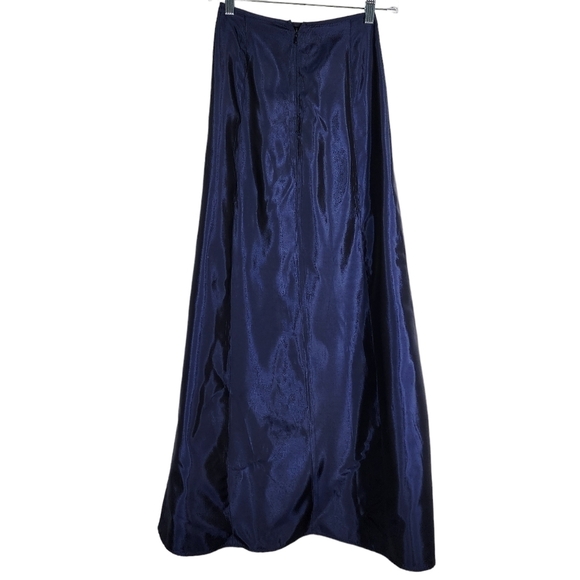 ZUM ZUM BY NIKI LIVAS 2 PIECE TOP AND SKIRT SET - Picture 8 of 11